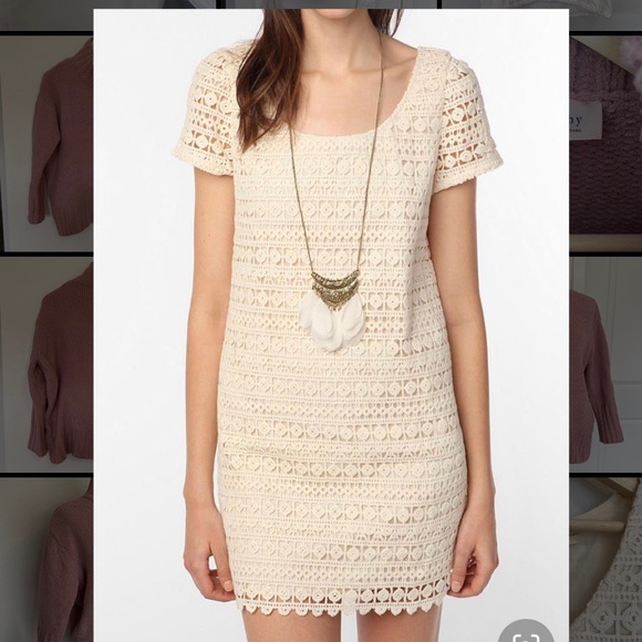 Staring at Stars Dresses & Skirts - Staring at stars lace crochet mini dress cream M